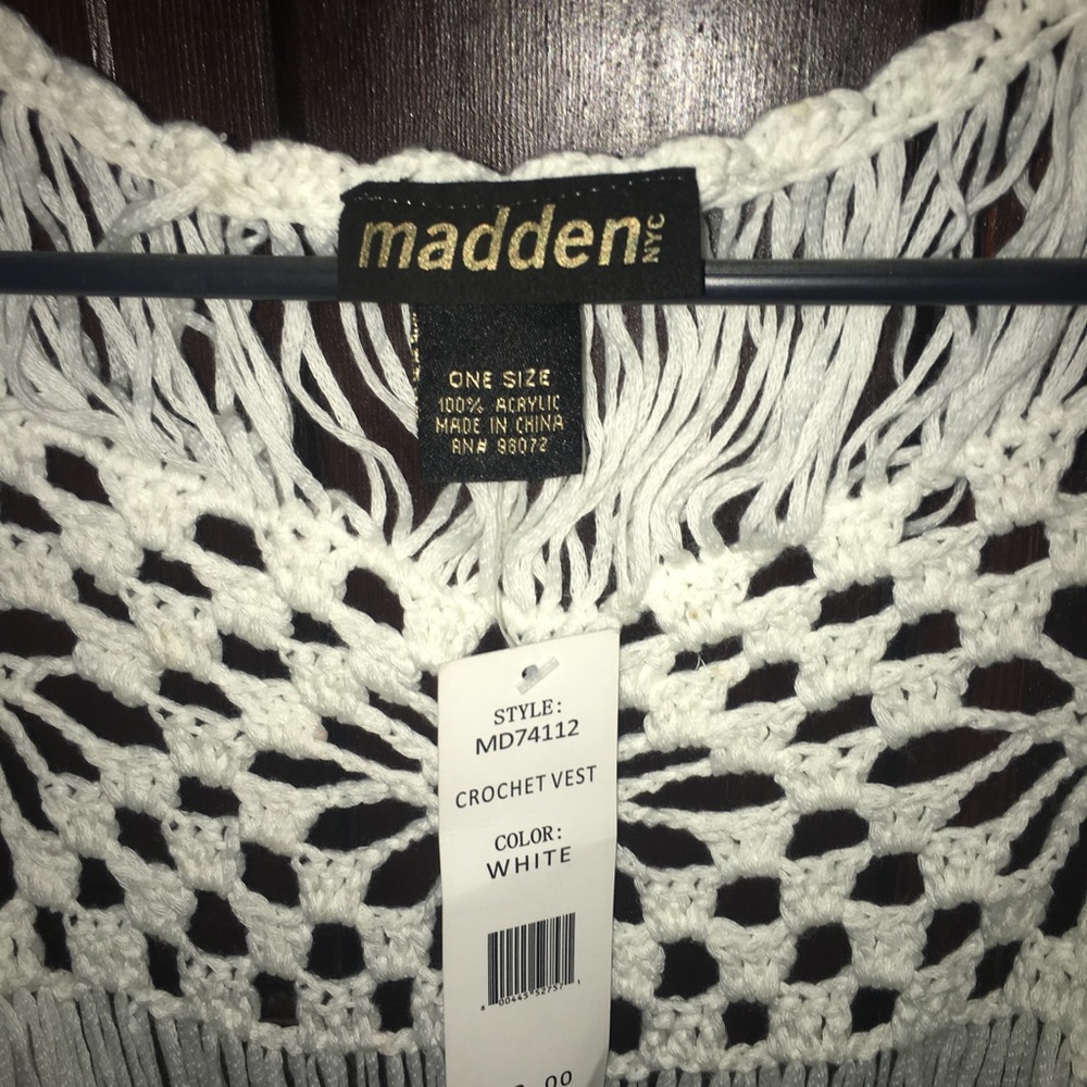 Shaw - Picture 2 of 5